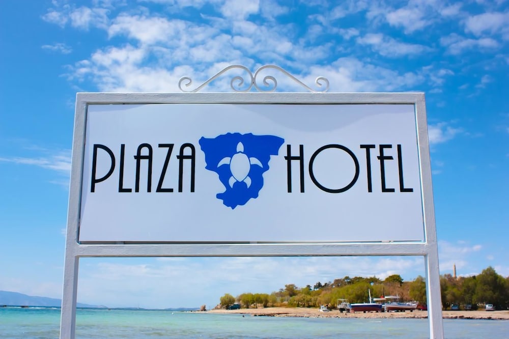 Hotel Plaza 18/30