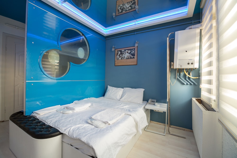 Element Suites 39/65