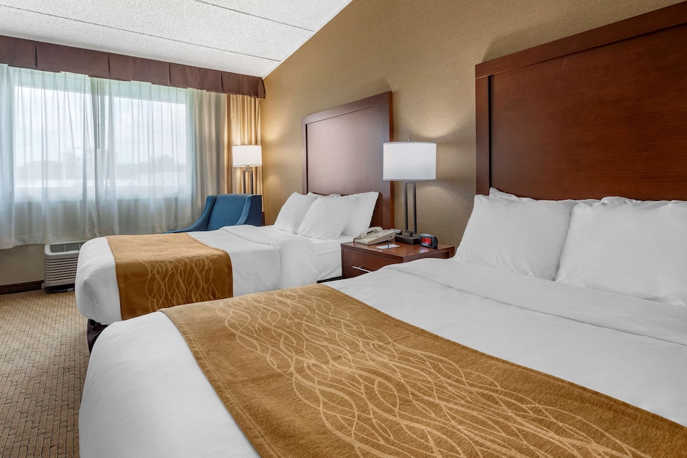 Standard, 2 Double Beds, No Elevator