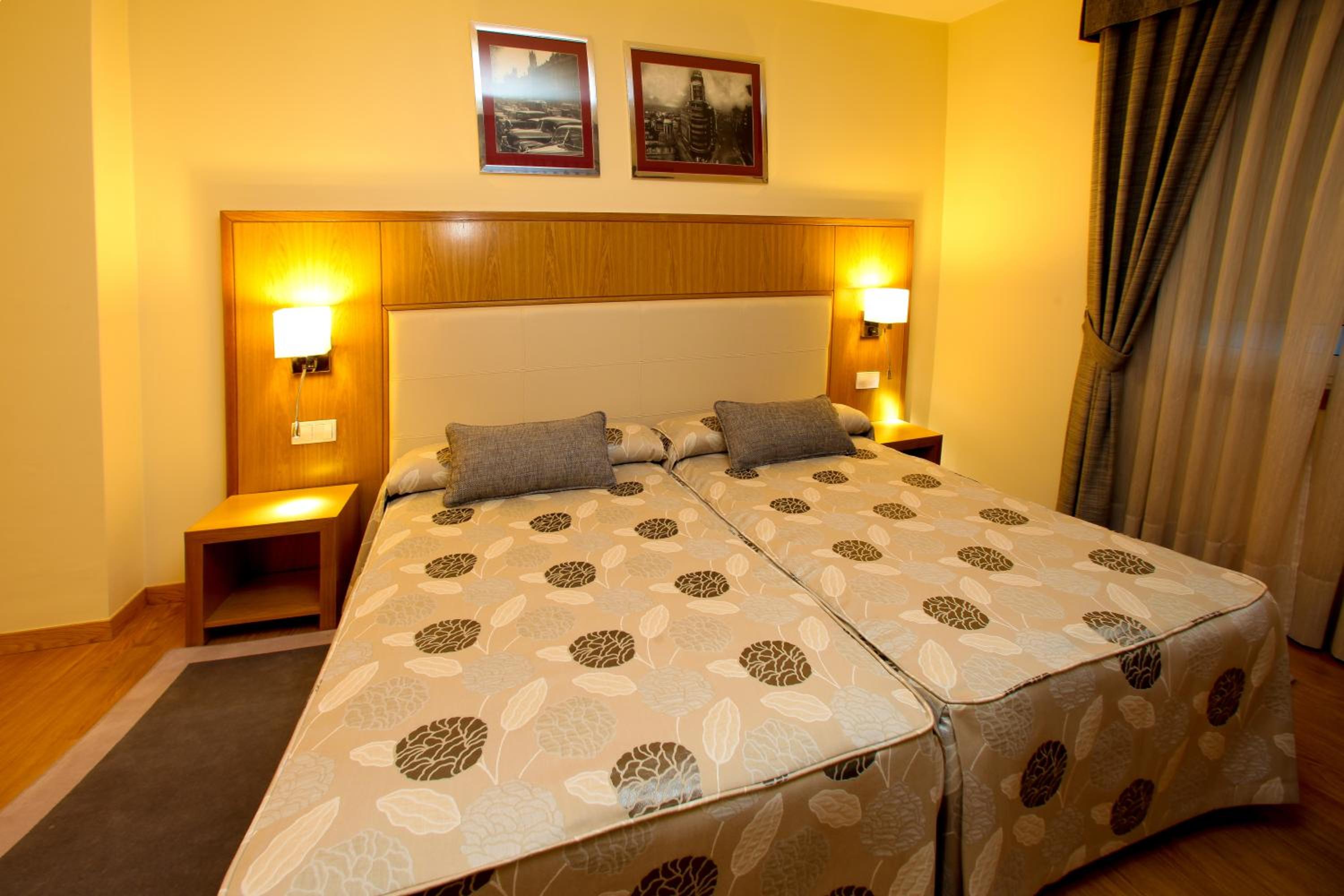 Hotel Condes de Lemos 38/55