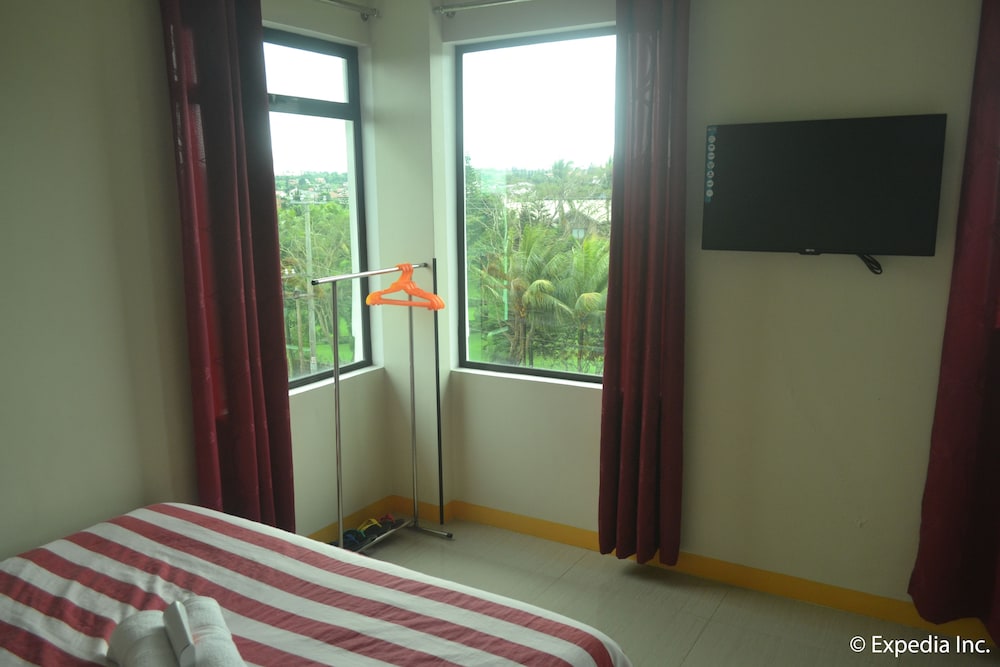 Aroha Hotel 17/39