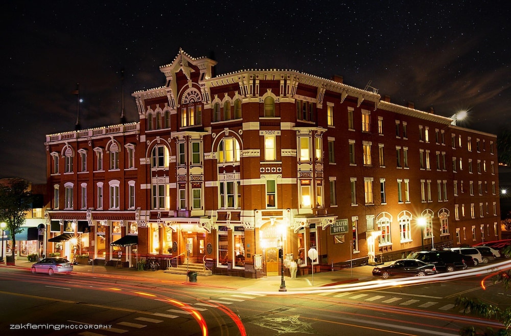 HISTORIC STRATER HOTEL 1/68