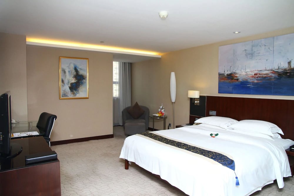 The Pavilion Hotel 29/50