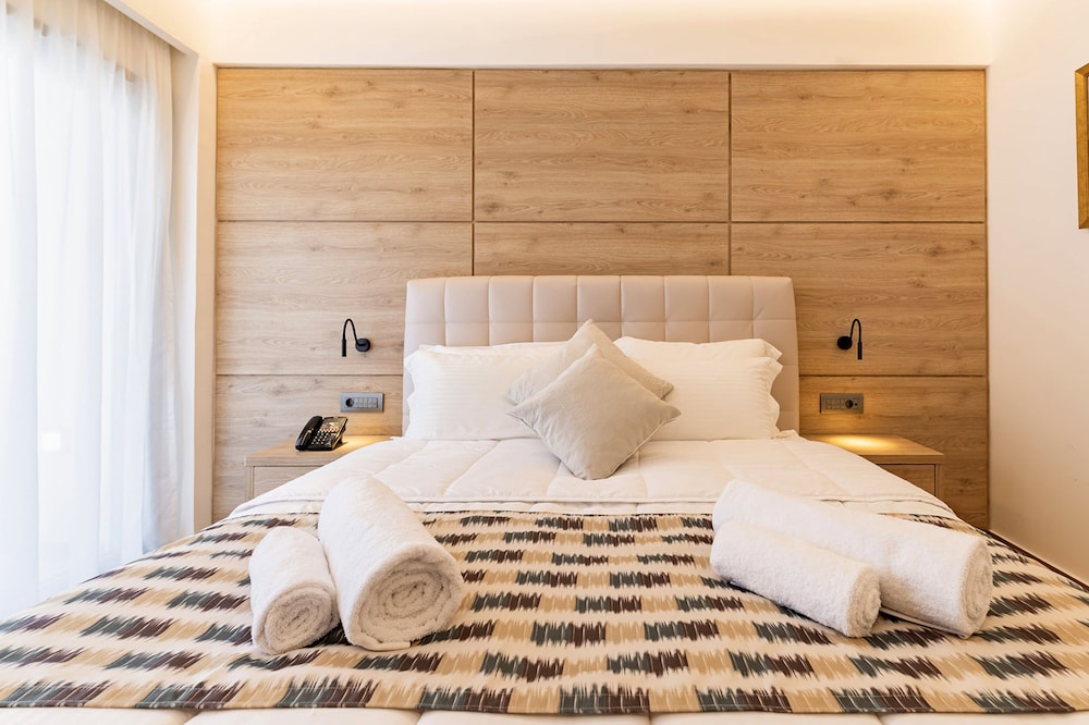 Acandia Hotel 14/63