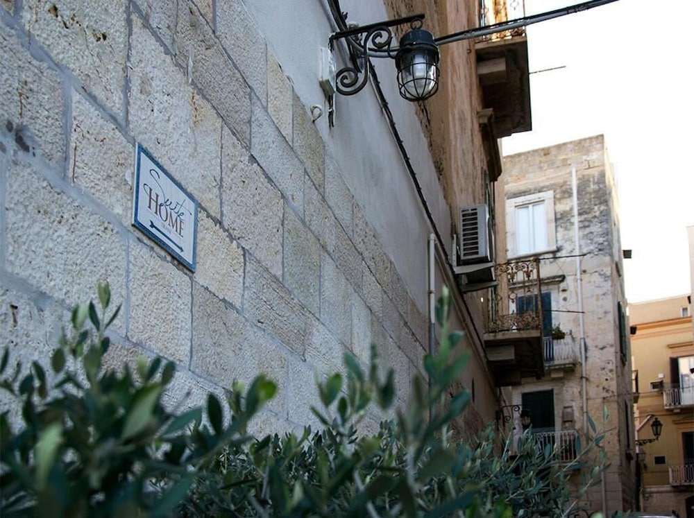Suite Home Trani 5/50