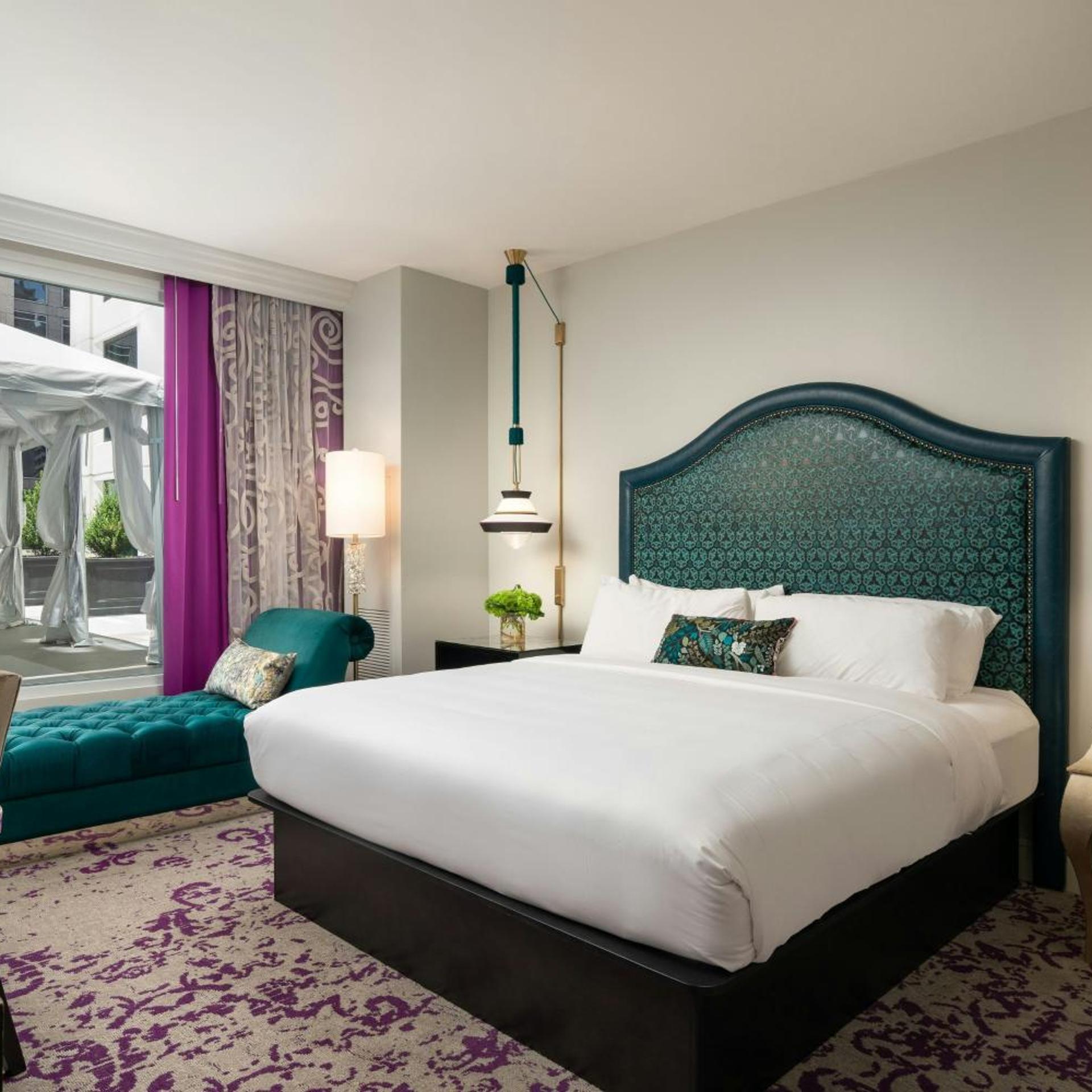 غرفة بسرير كينج بشرفة بإطلالة، Grand Bohemian Hotel Charlotte Autograph Collection 6/9