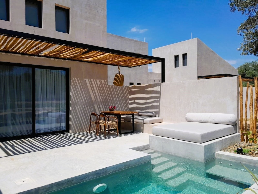 Pure Villas 37/52