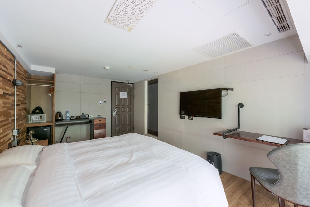 Rf Hotel 15/74