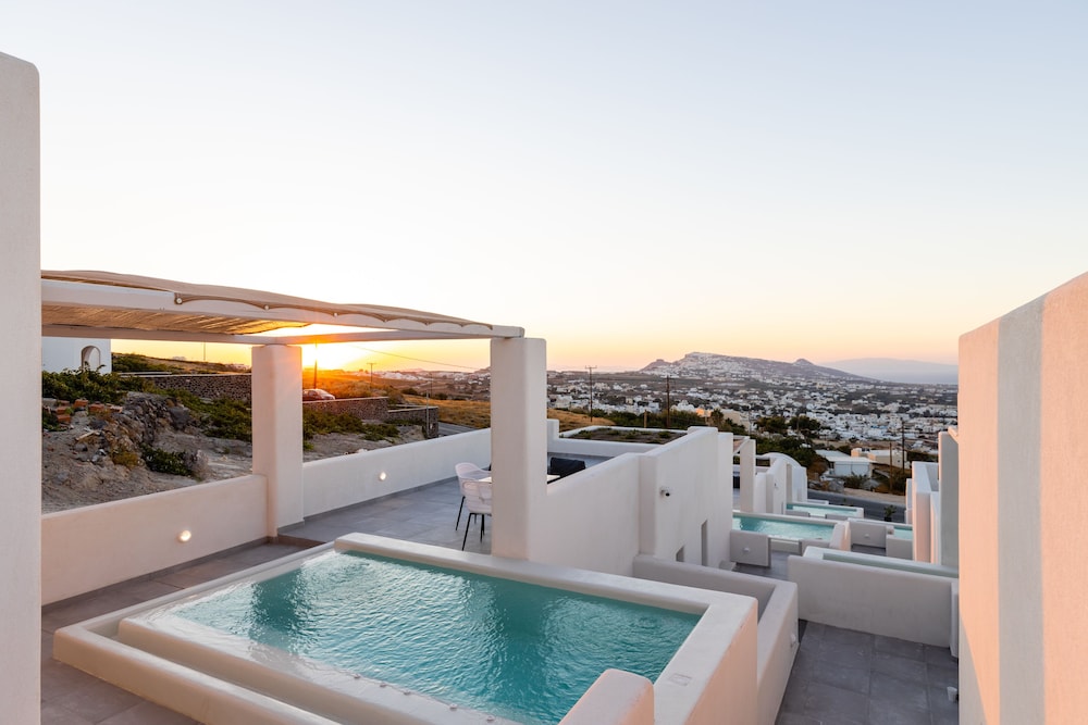 Serapias Suites 61/67