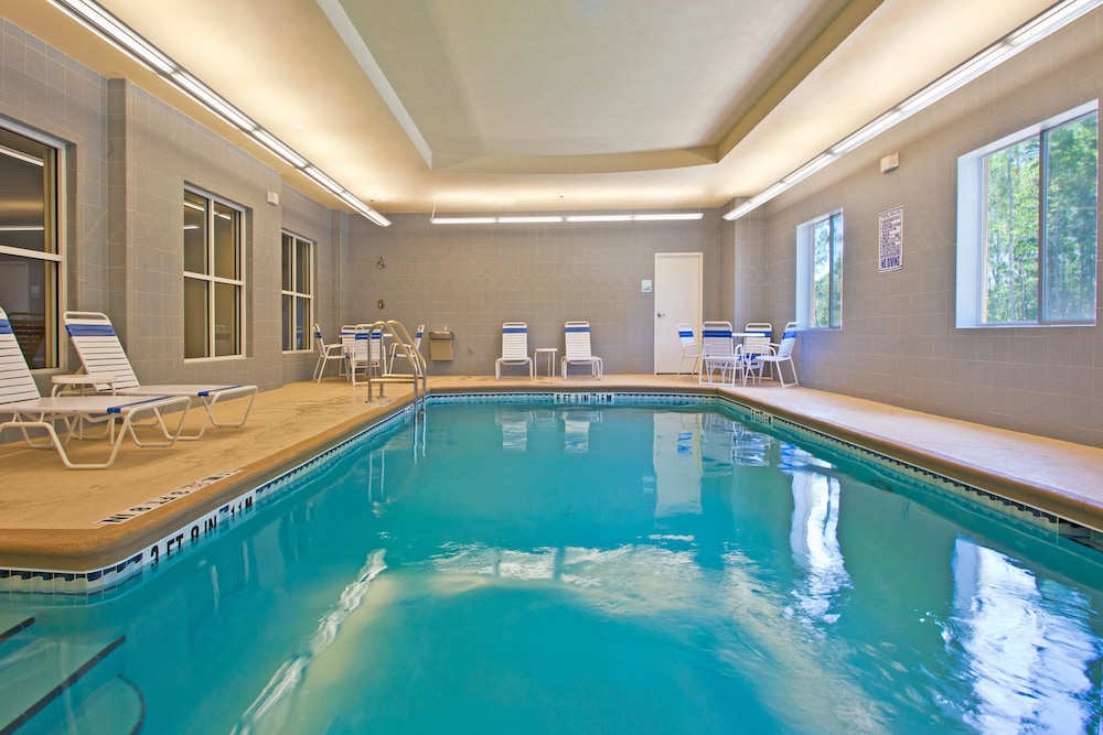 Holiday Inn Express Hotel Suites Saint Augustine North 1/77
