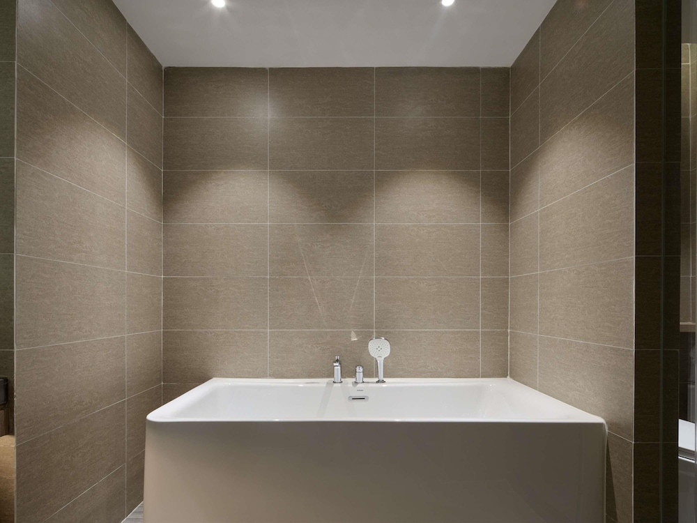 Mercure Xi'an Daming Palace 60/60