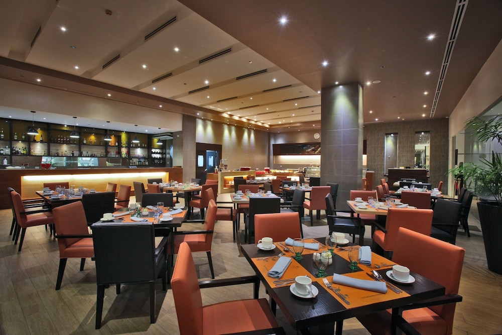 Limketkai Luxe Hotel 39/50