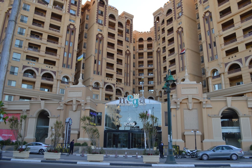 Eastern Al Montazah Hotel 10/66