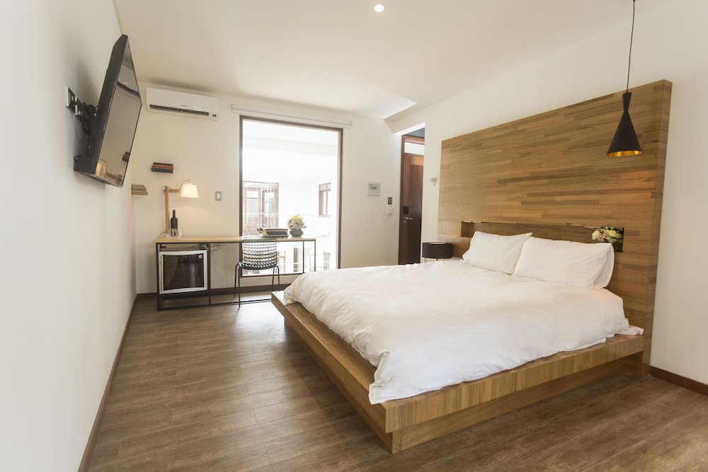 Cosmopolitano Hotel Boutique 13/50