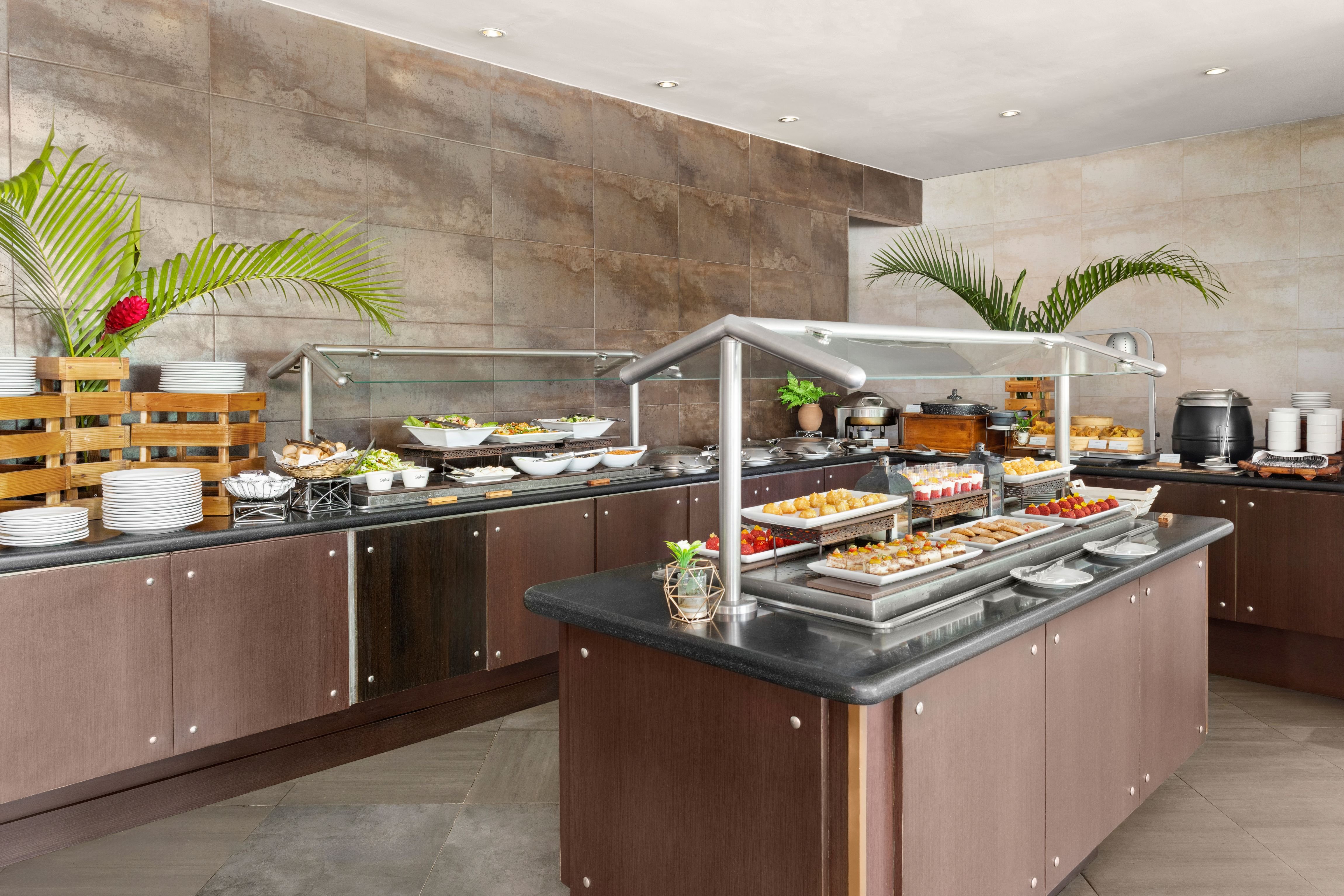 Holiday Inn Panama Canal 11/50