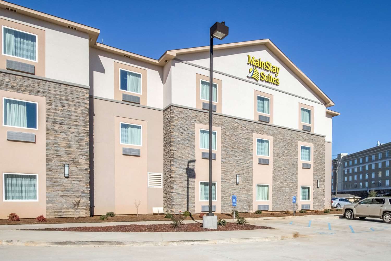 Mainstay Suites Meridian 42/43