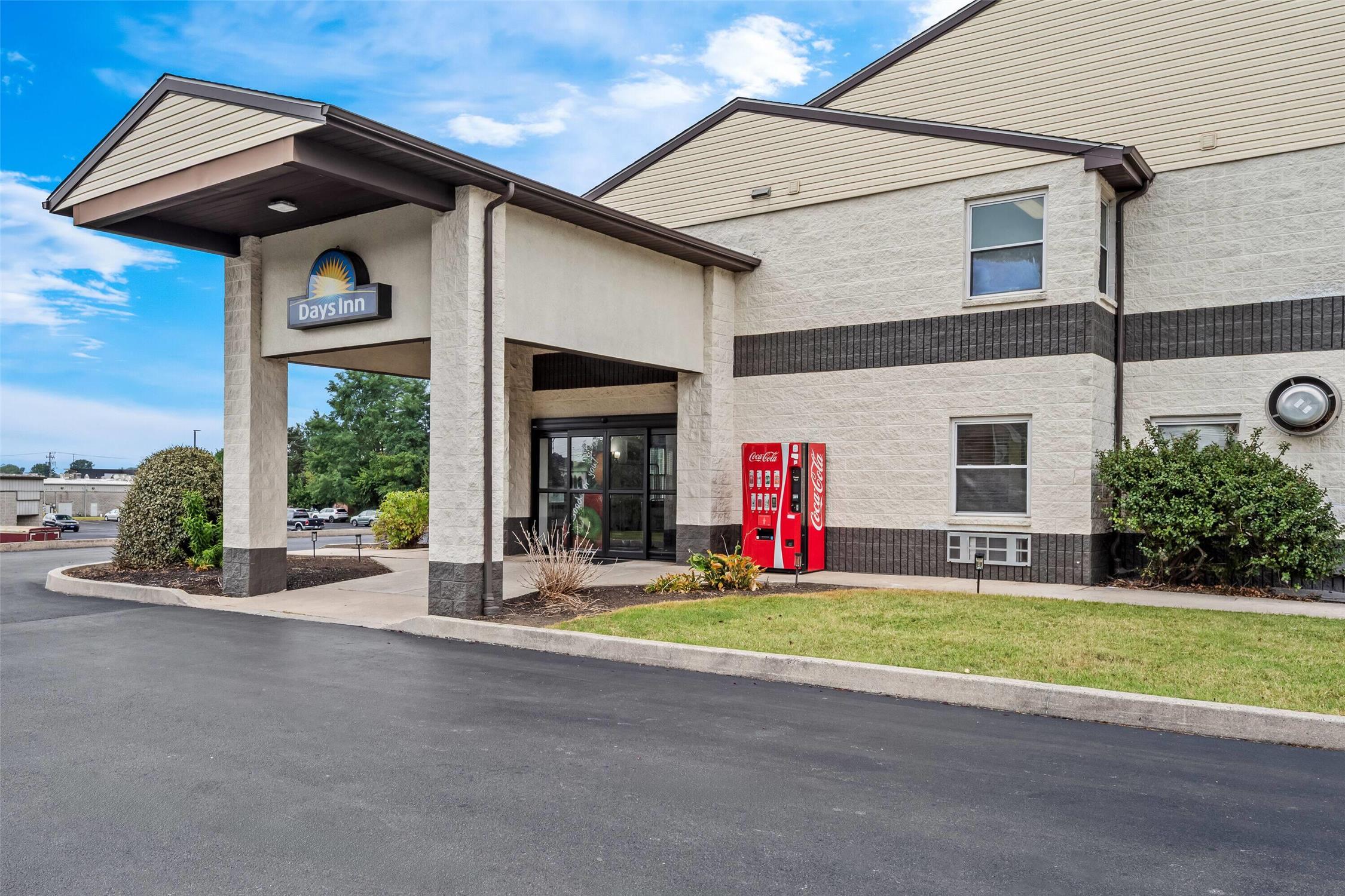 Days Inn By Wyndham Lancaster PA Dutch Country 27/36