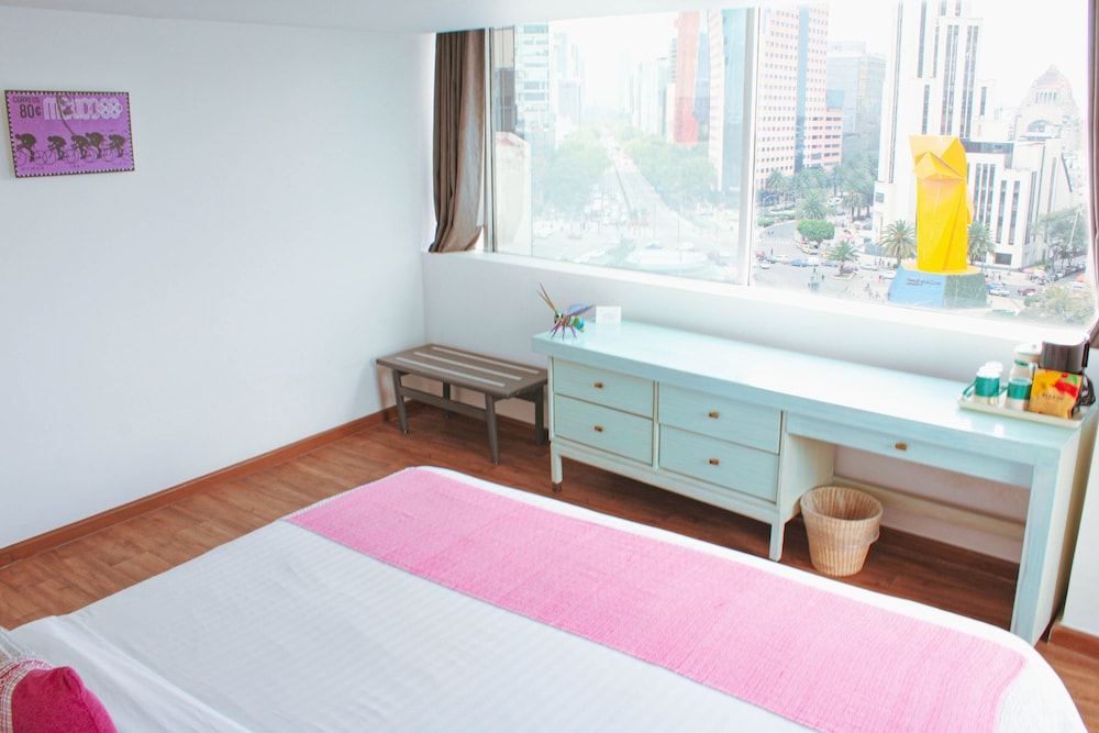 Hotel Fontan Reforma 23/72