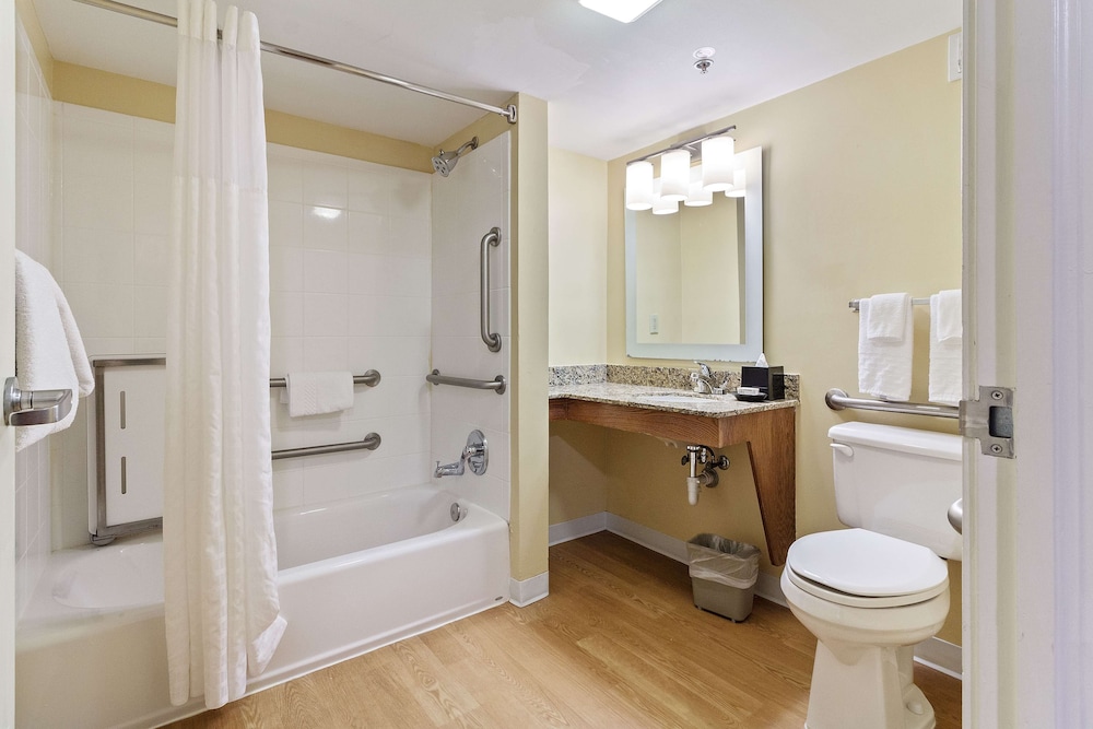 Extended Stay America Suites Newport News Yorktown 21/53