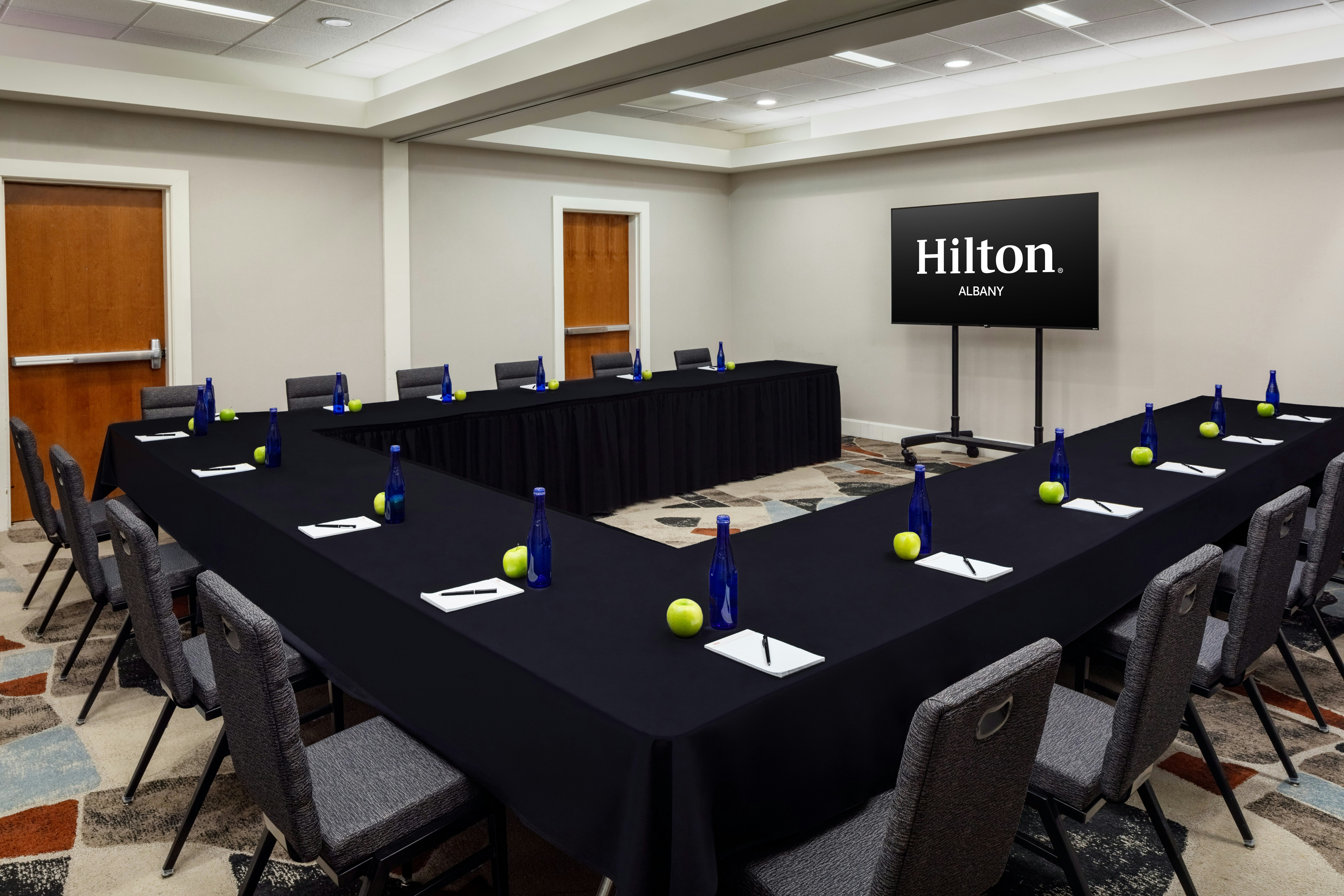 Hilton Albany 62/80
