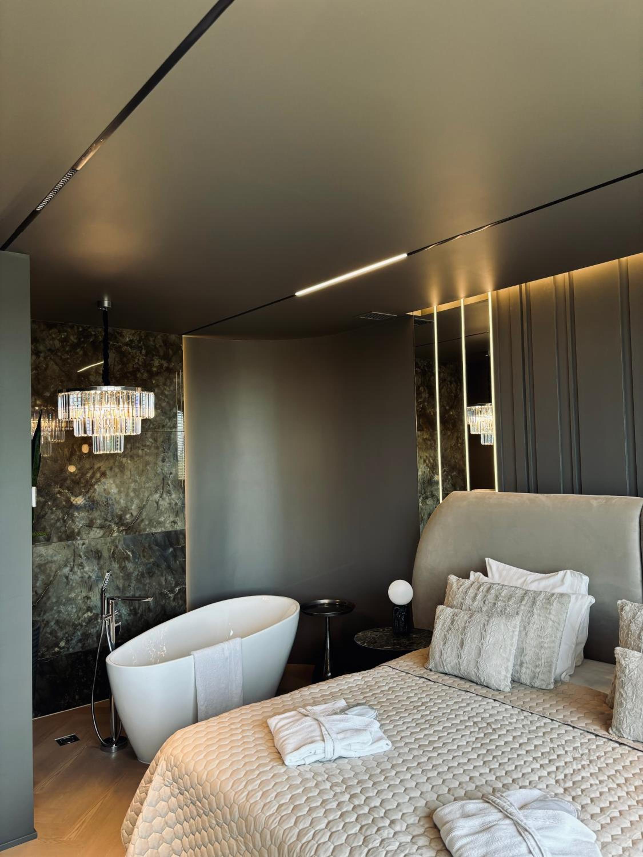 Penthouse Suite، Amrita Hotel 7/10