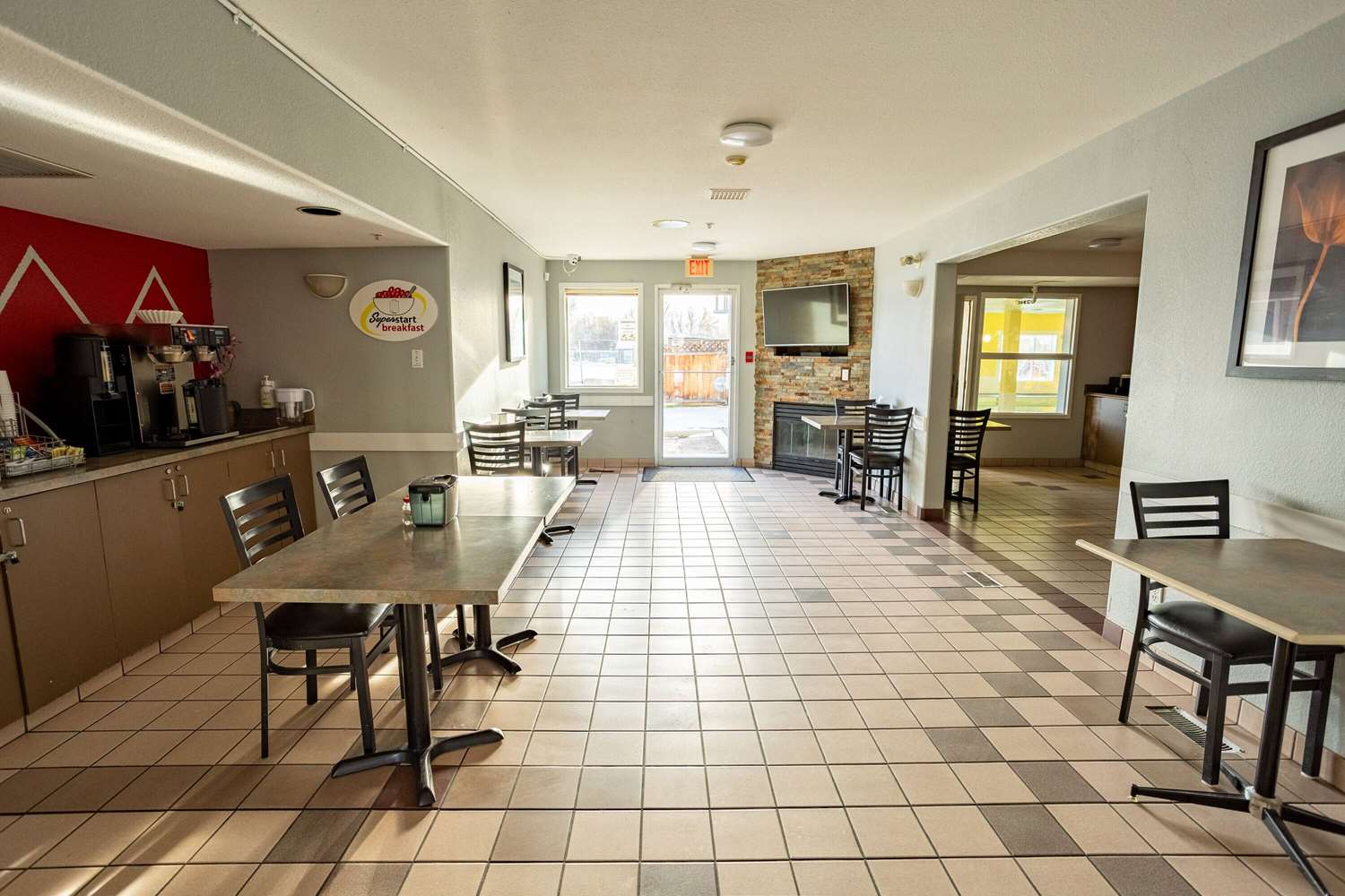 Ramada by Wyndham Cranbrook, BC 18/27