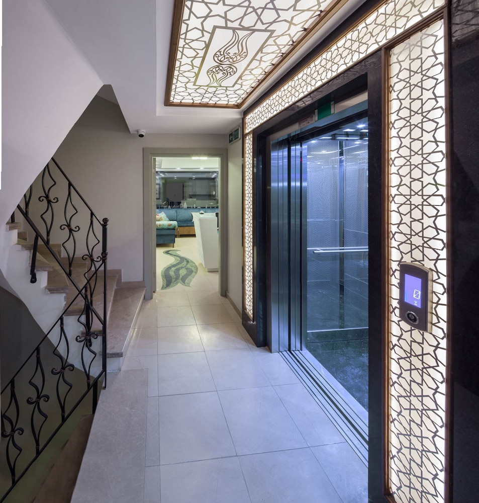 Obahan Hotel 8/39