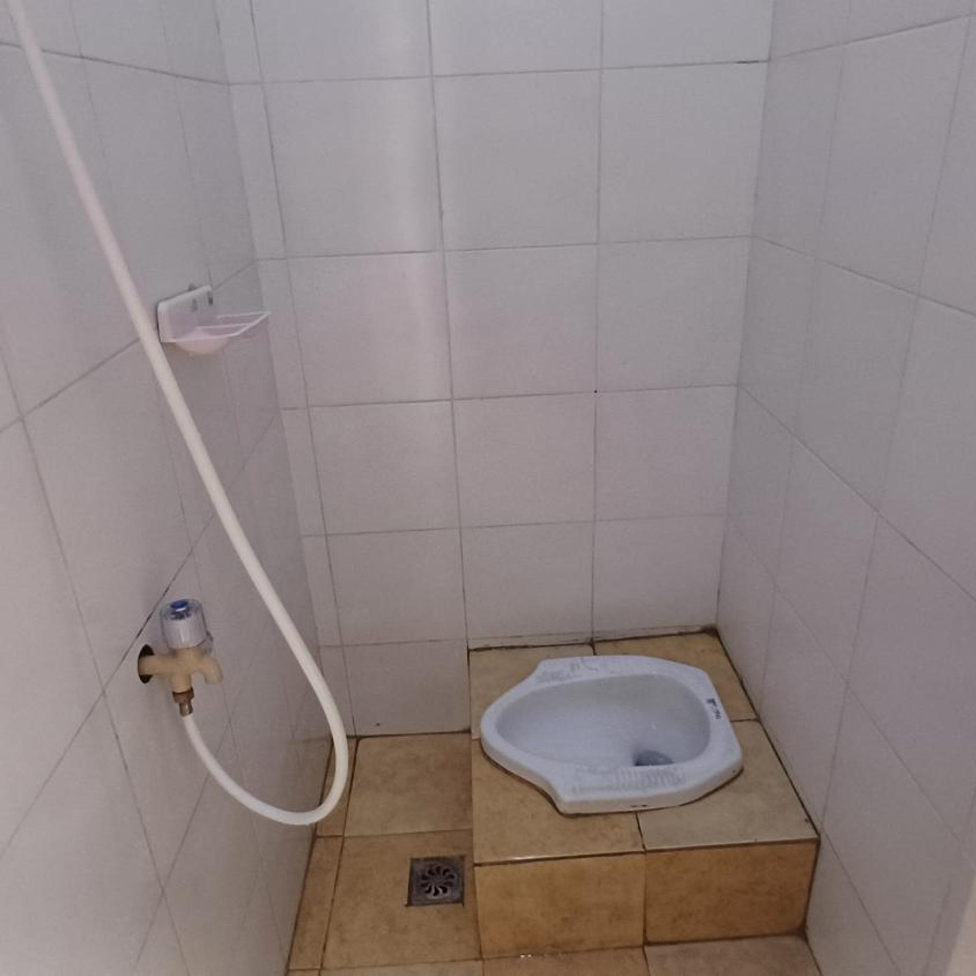 SPOT ON 3988 Kost Carmelia Baranangsiang Syariah 41/45