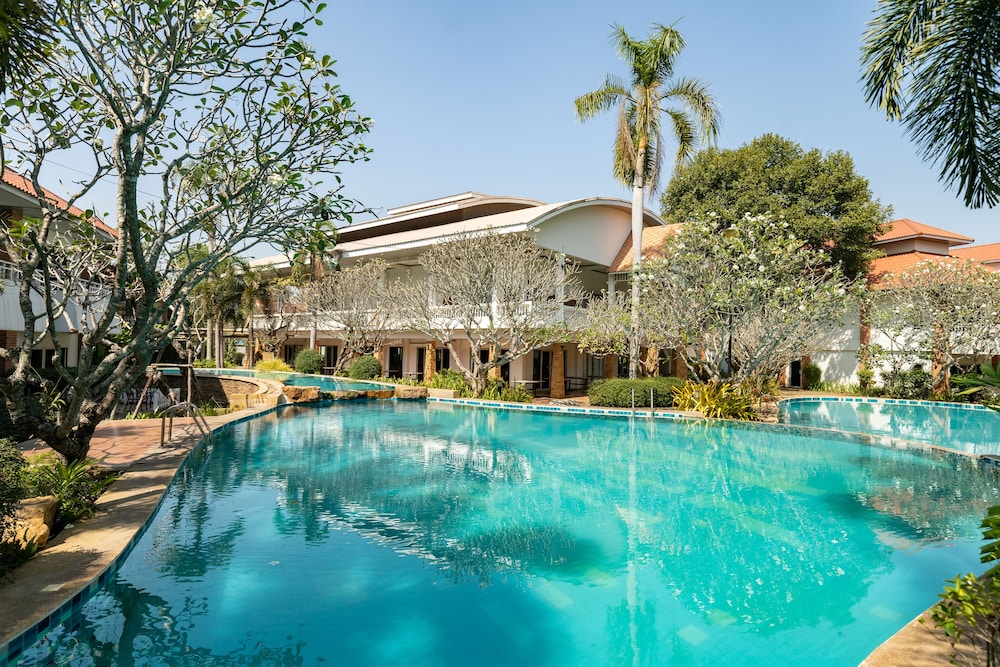 Thara Cholapruek Resort 41/50