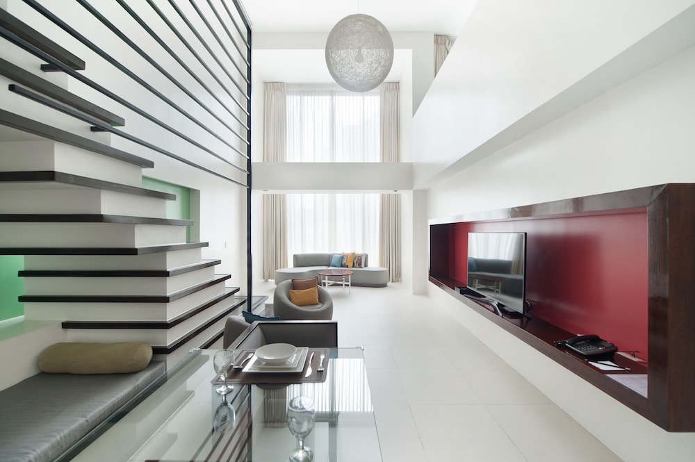 The Picasso Boutique Serviced Residences 62/79