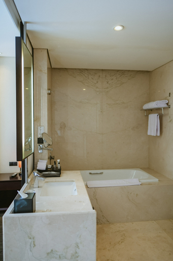غرفة ديلوكس بسريرين منفصلين للمدخنين، Po Hotel Semarang 4/4