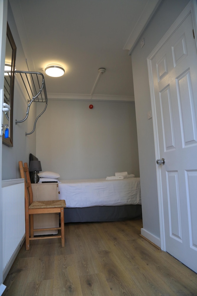 Debden Guest House 5/50