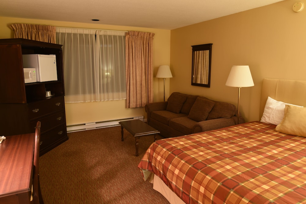 Pacific Inn 15/37