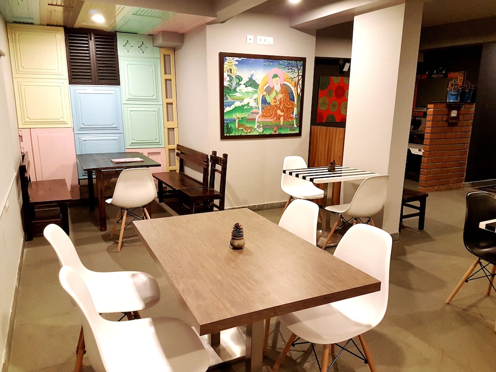 UTSE SUITES 35/46