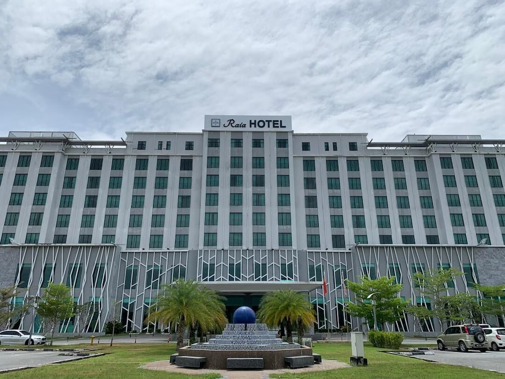 RAIA HOTEL AND CONVENTION CENTRE ALOR SETAR in ALOR SETAR