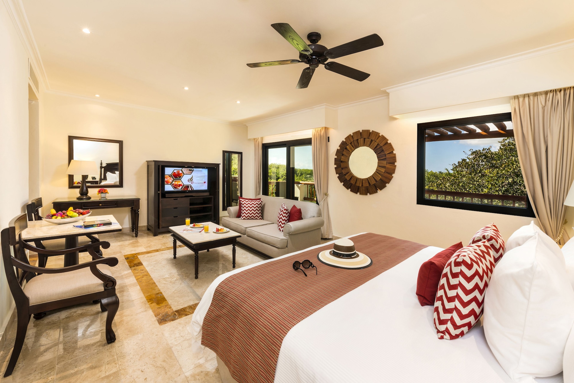 Junior Suite, Deluxe, 2 Double Beds, Garden View
