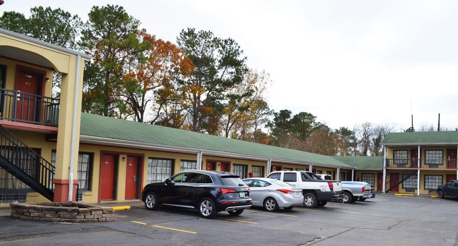 Budget inn 22/27