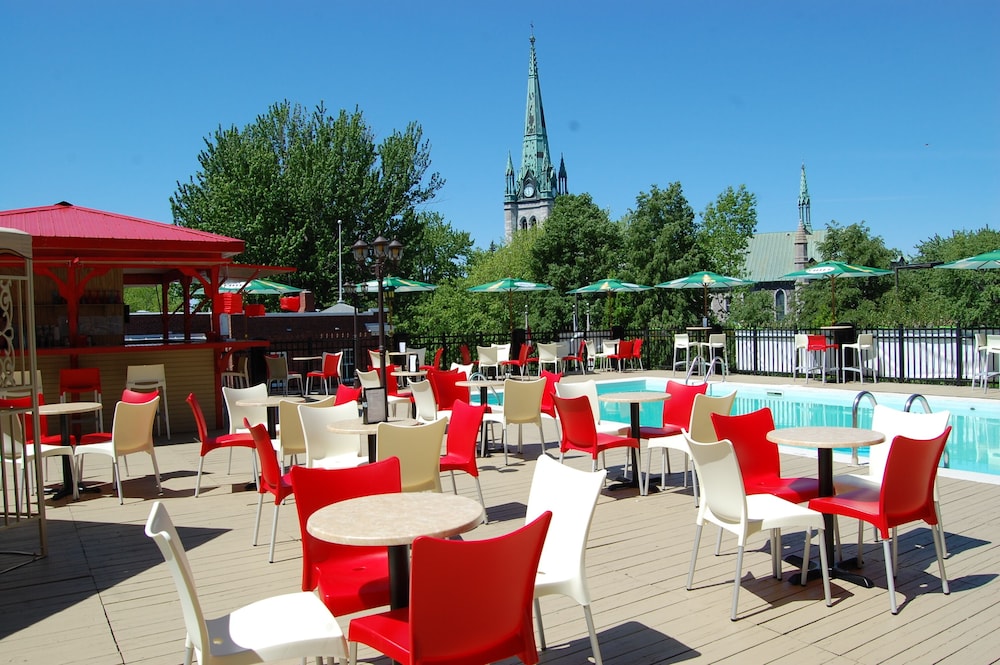 Gouverneur Trois Rivieres 32/44