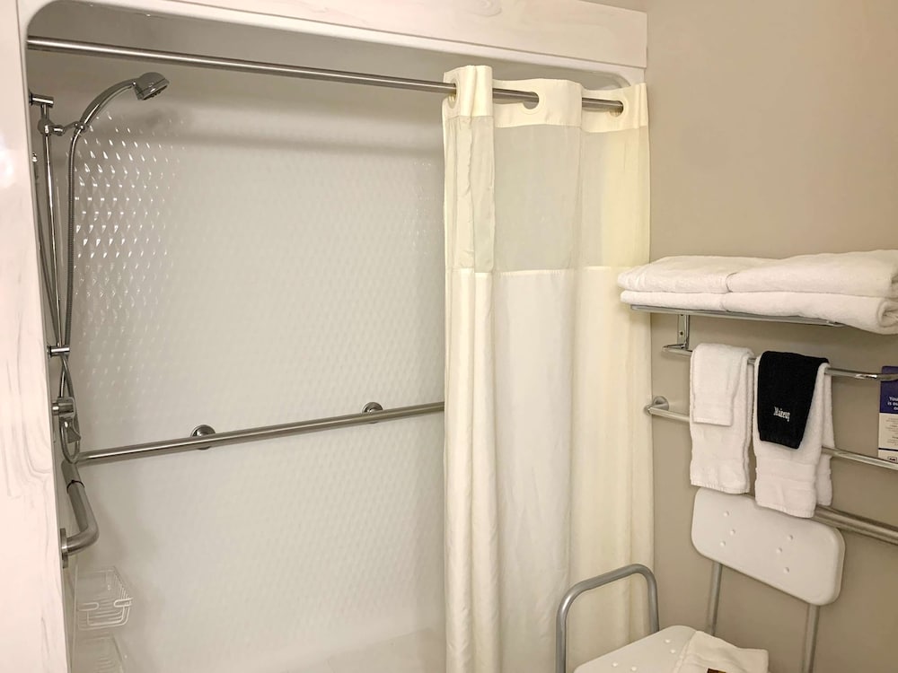 Best Western Plus Great Northern Inn 12/47