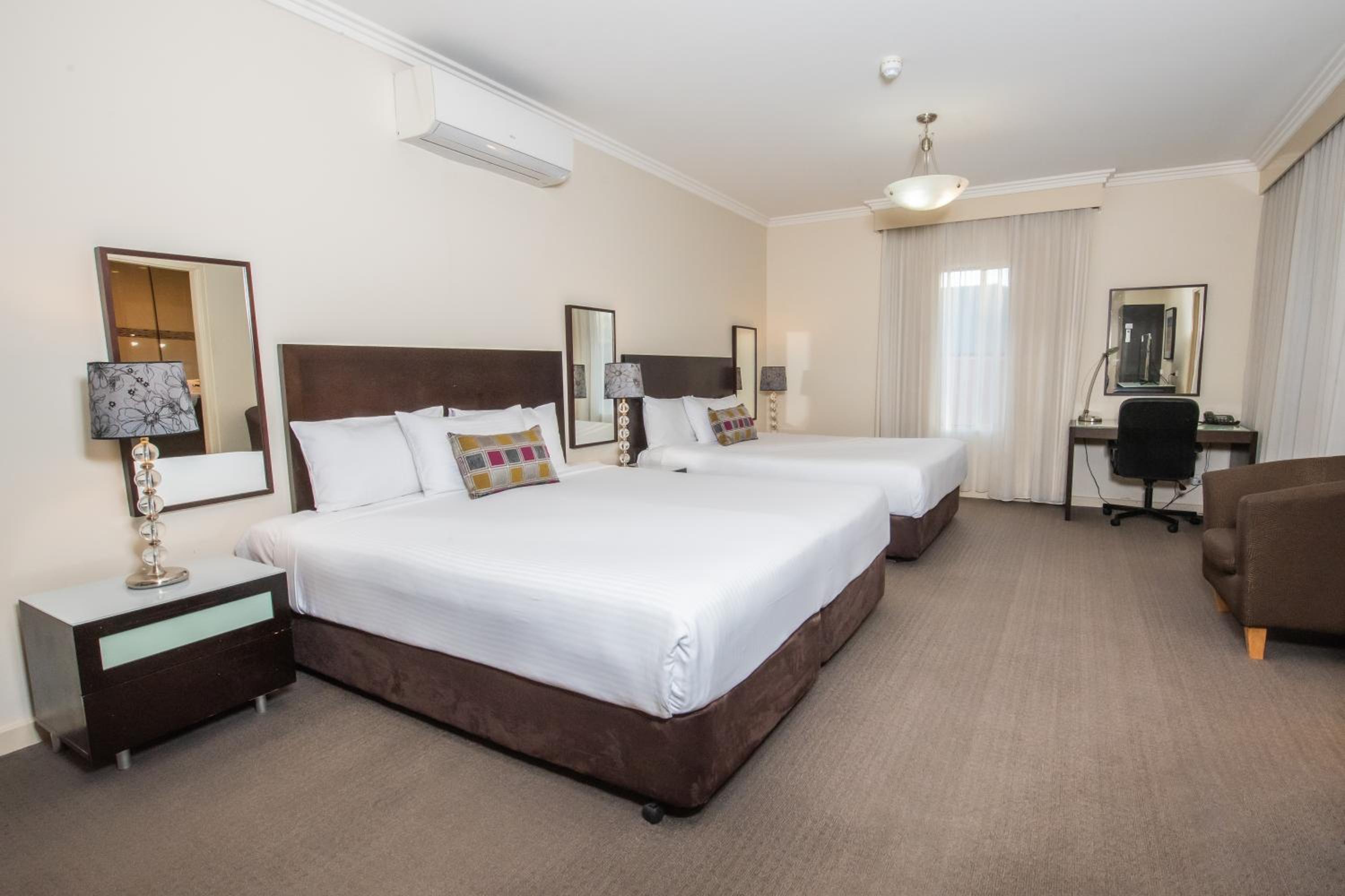 Deluxe, Twin Beds, King Bed, Queen Bed