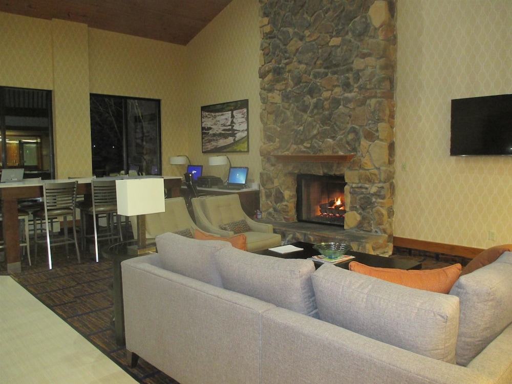 Best Western Benton Harbor-St. Joseph 30/43