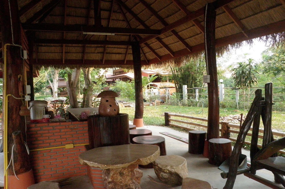 Rim Nam Kong Homestay & Campsite 22/40