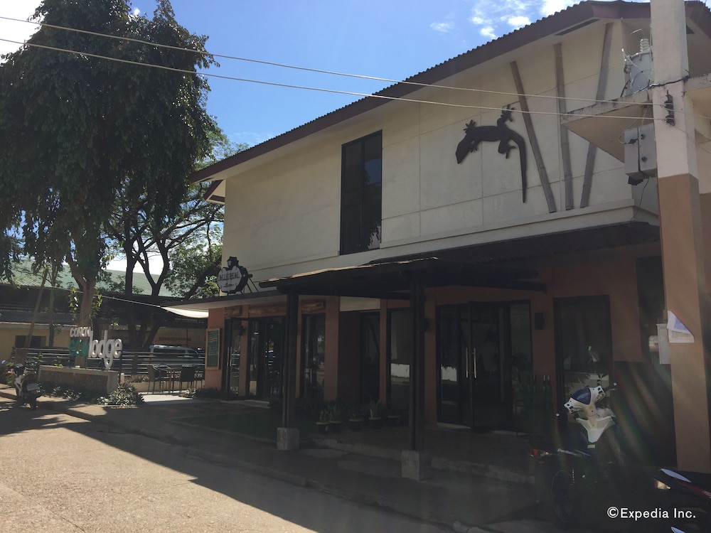 Coron Ecolodge 3/19