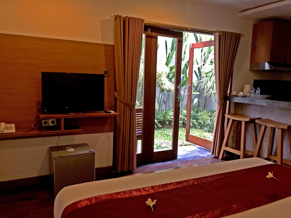 Delu Villas And Suites Seminyak 35/48