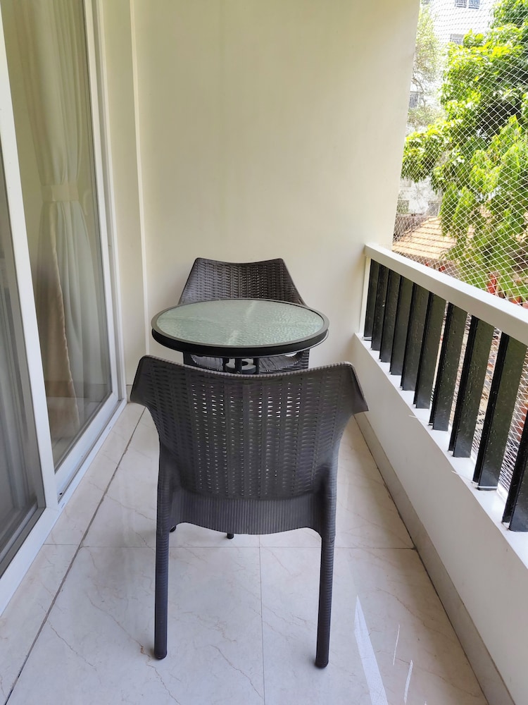 Hotel Shreyas 19/40