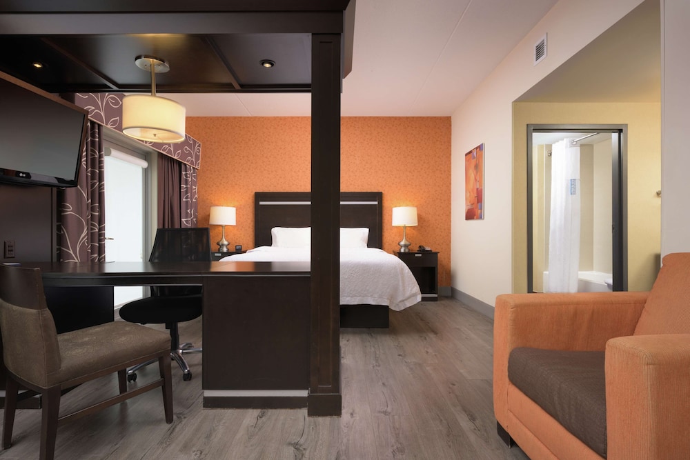 Hampton Inn & Suites Chattanooga Downtown 44/66