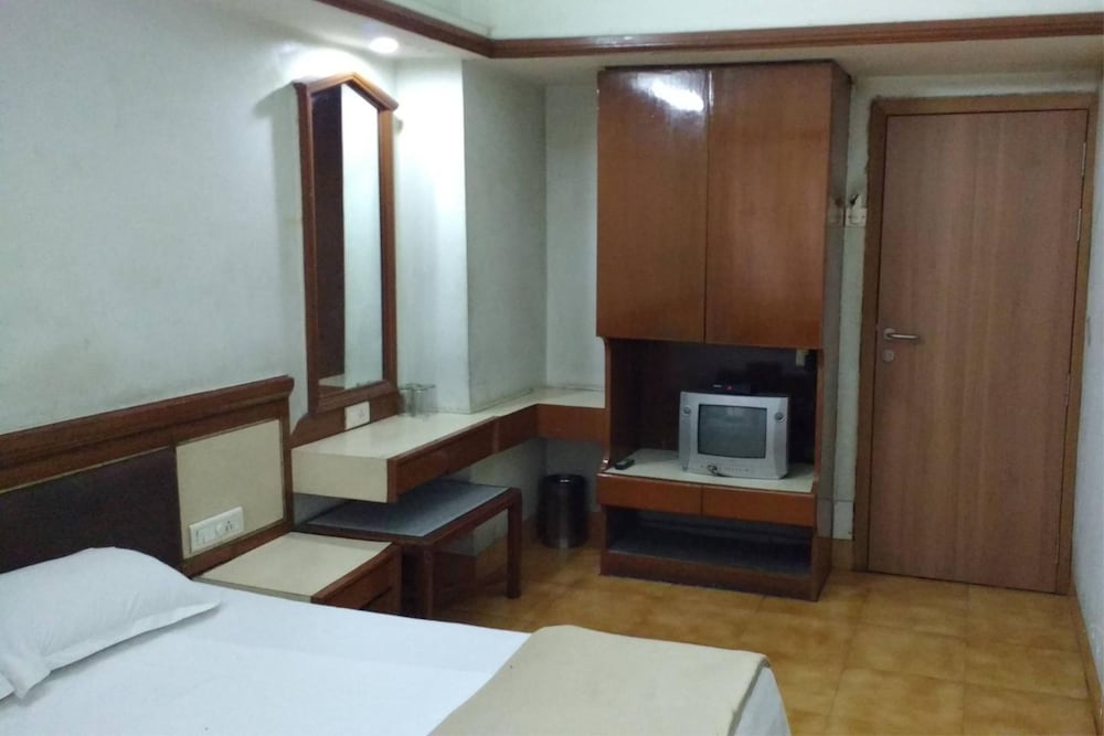 Hotel Rajmahal 10/20