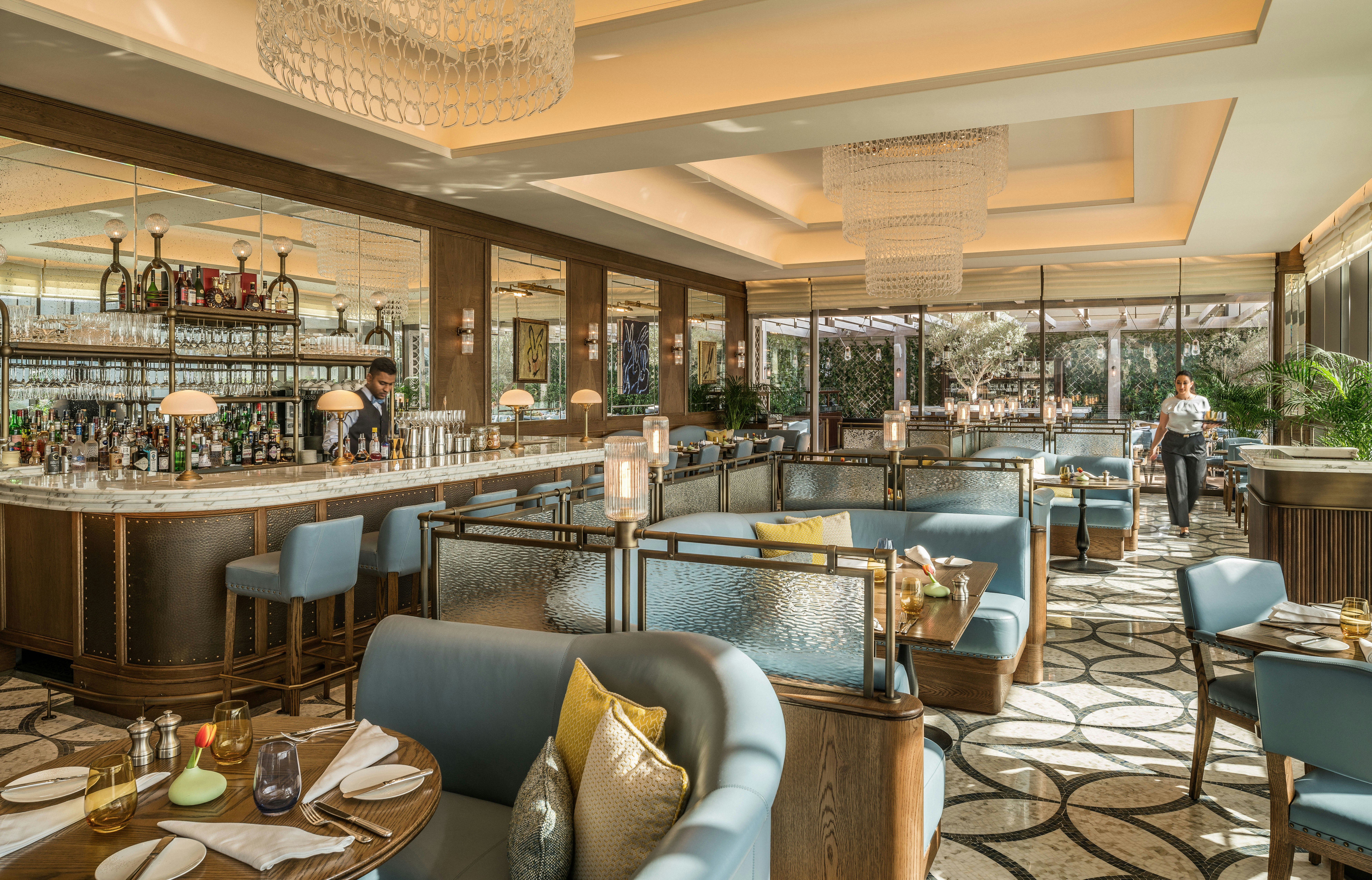 Four Seasons Hotel Dubai International Financial Centre 65/86