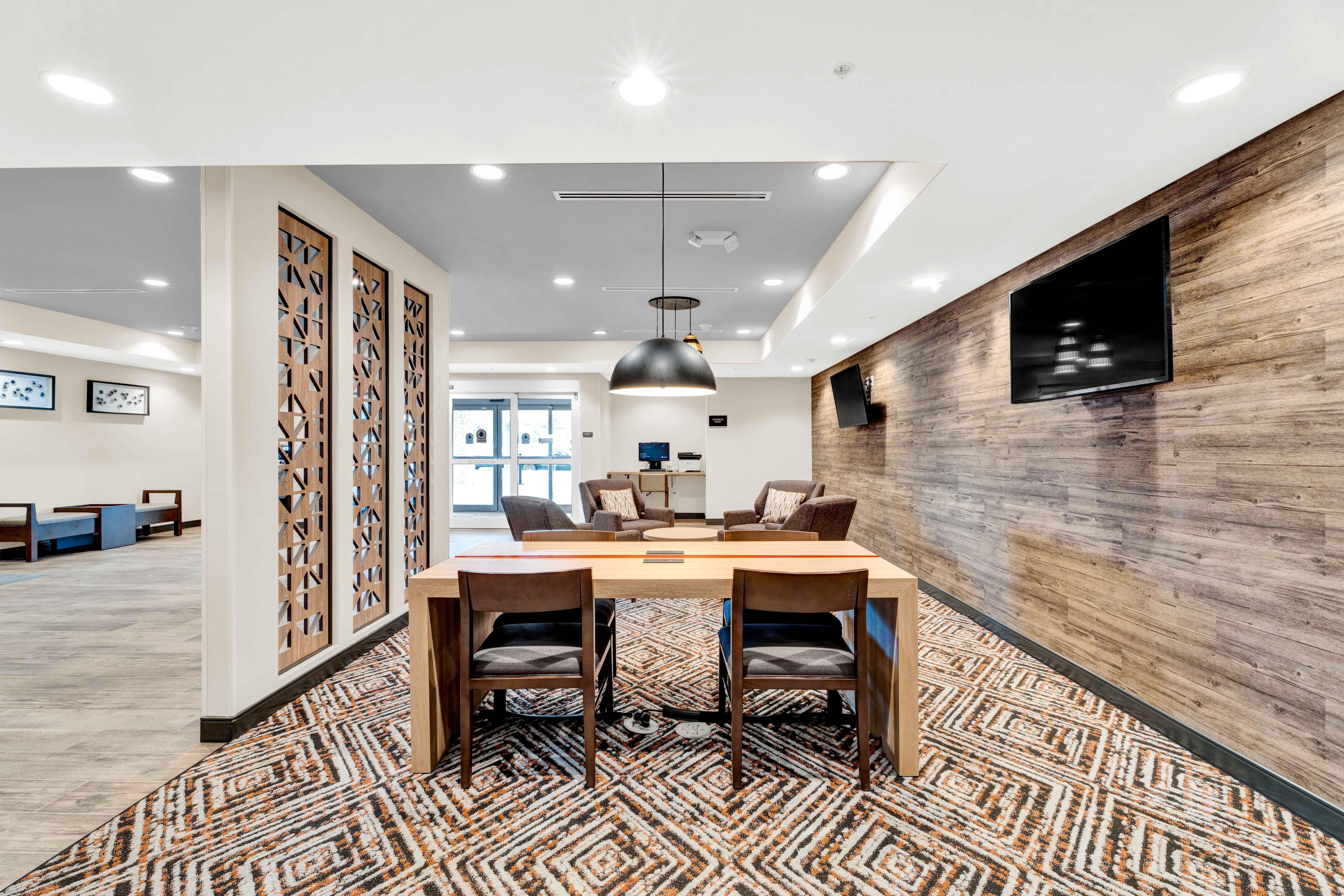 Candlewood Suites Detroit - Auburn Hills by IHG 5/50
