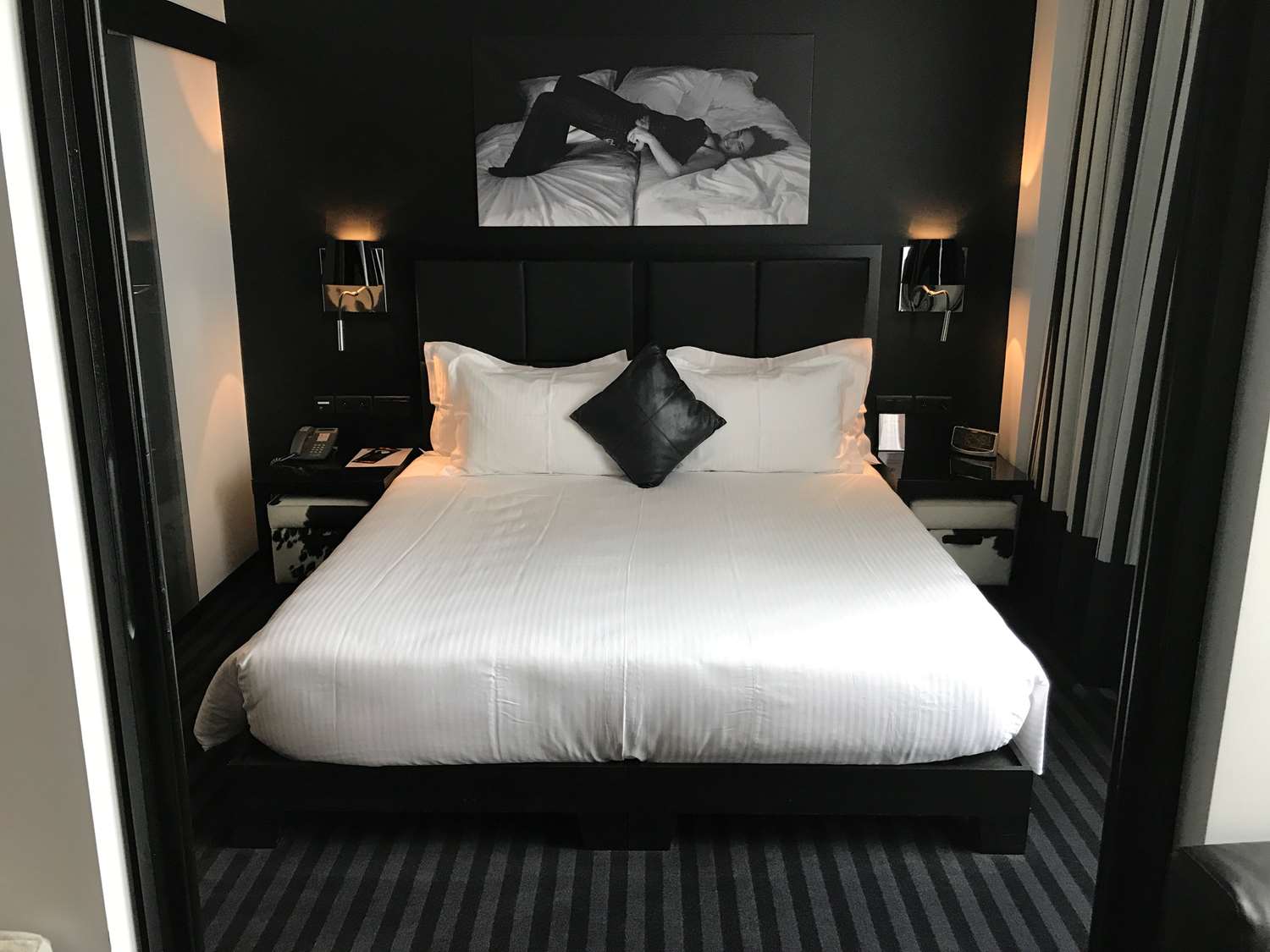 Deluxe, Double Bed